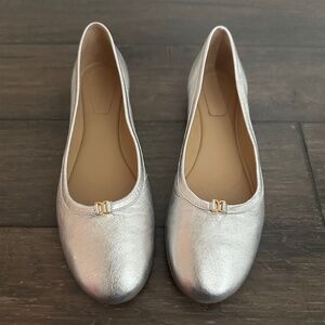 CHLOE Metallic Silver Logo Ballet Flats Sz 39.5 NIB $625!!